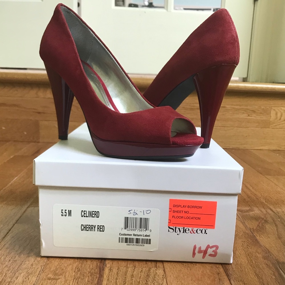 Platform peep-toe heel